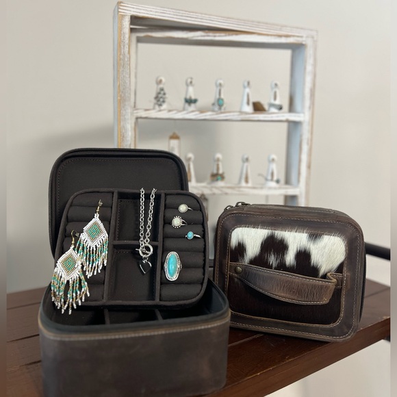 New Crazy Horse Leather & Cowhide Small Jewelry Box Rustic Gift😍 With Jewelry - Picture 6 of 11
